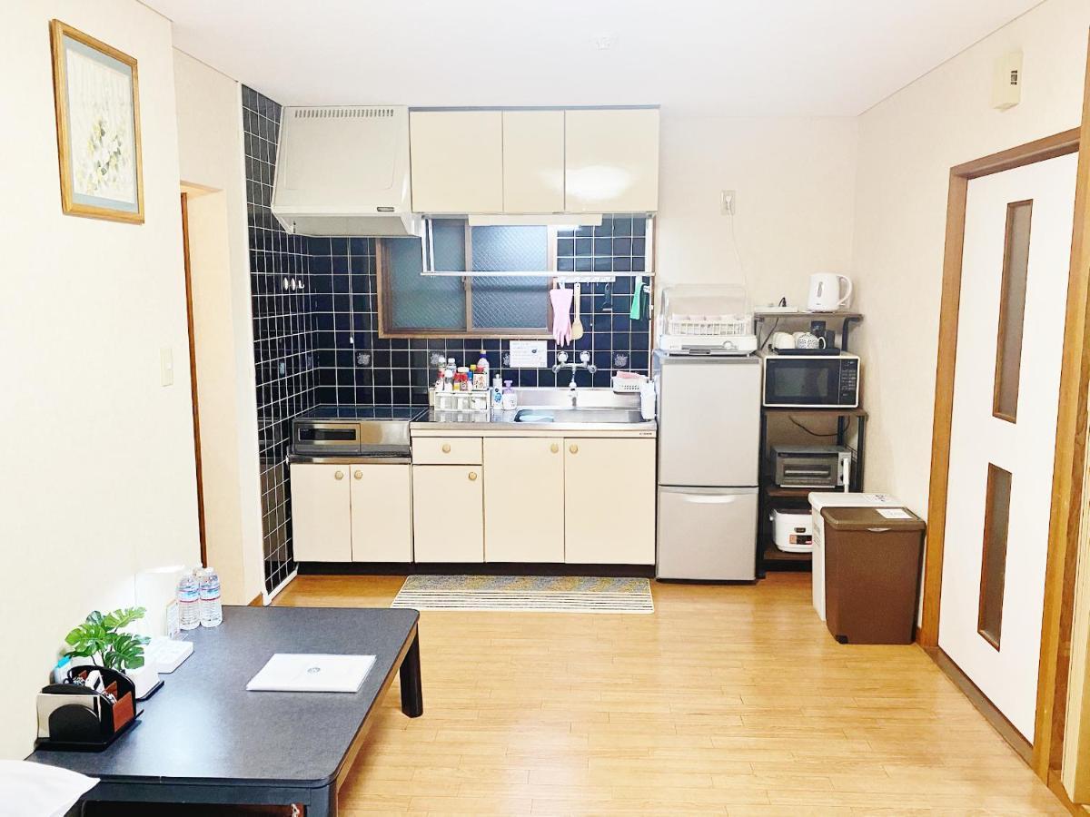 Guesthouse017徳島個室 飲食街中心 阿波踊り会館7分 文理&徳島大学 アスティとくしま車8分 Tokushima Exterior foto
