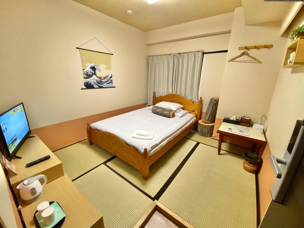 Guesthouse017徳島個室 飲食街中心 阿波踊り会館7分 文理&徳島大学 アスティとくしま車8分 Tokushima Exterior foto