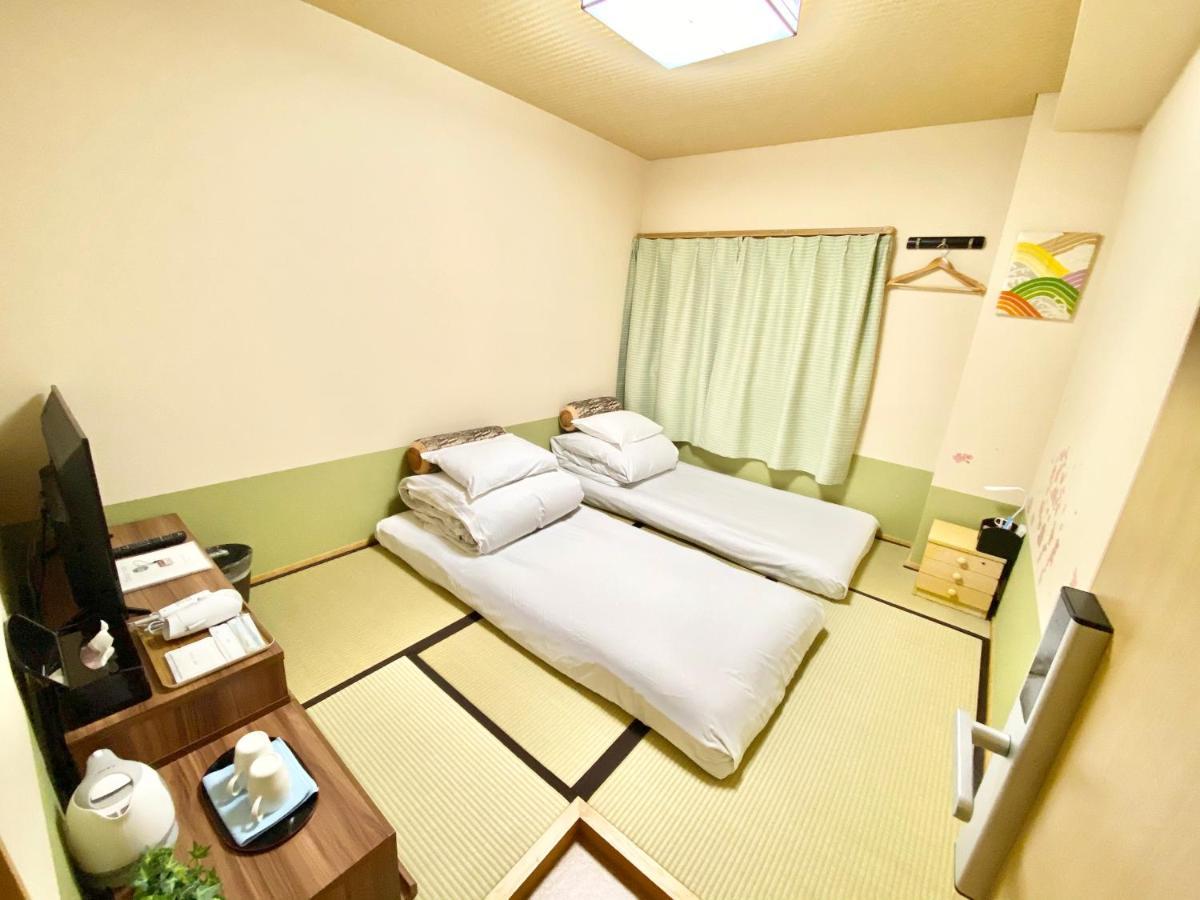 Guesthouse017徳島個室 飲食街中心 阿波踊り会館7分 文理&徳島大学 アスティとくしま車8分 Tokushima Exterior foto